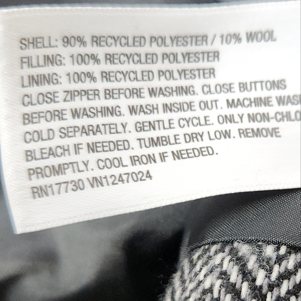 Universal Thread Gray Puffer Jacket - Picture 11 of 15